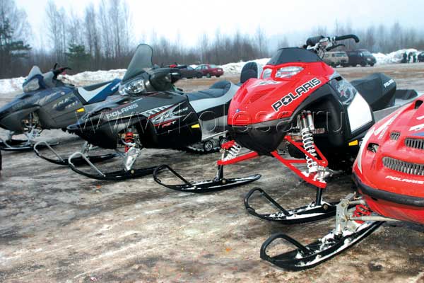 Polaris iq робот. Polaris IQ 440. Polaris IQ 440 r2. Polaris FST IQ Touring 2005 года. Polaris FST IQ Touring ширина гусянки.