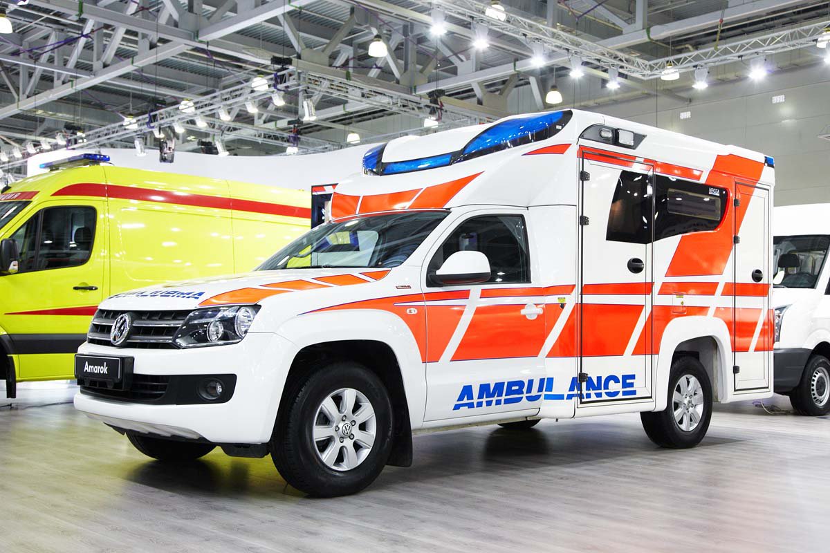 Volkswagen показал бронированный Amarok - КОЛЕСА.ру – автомобильный журнал