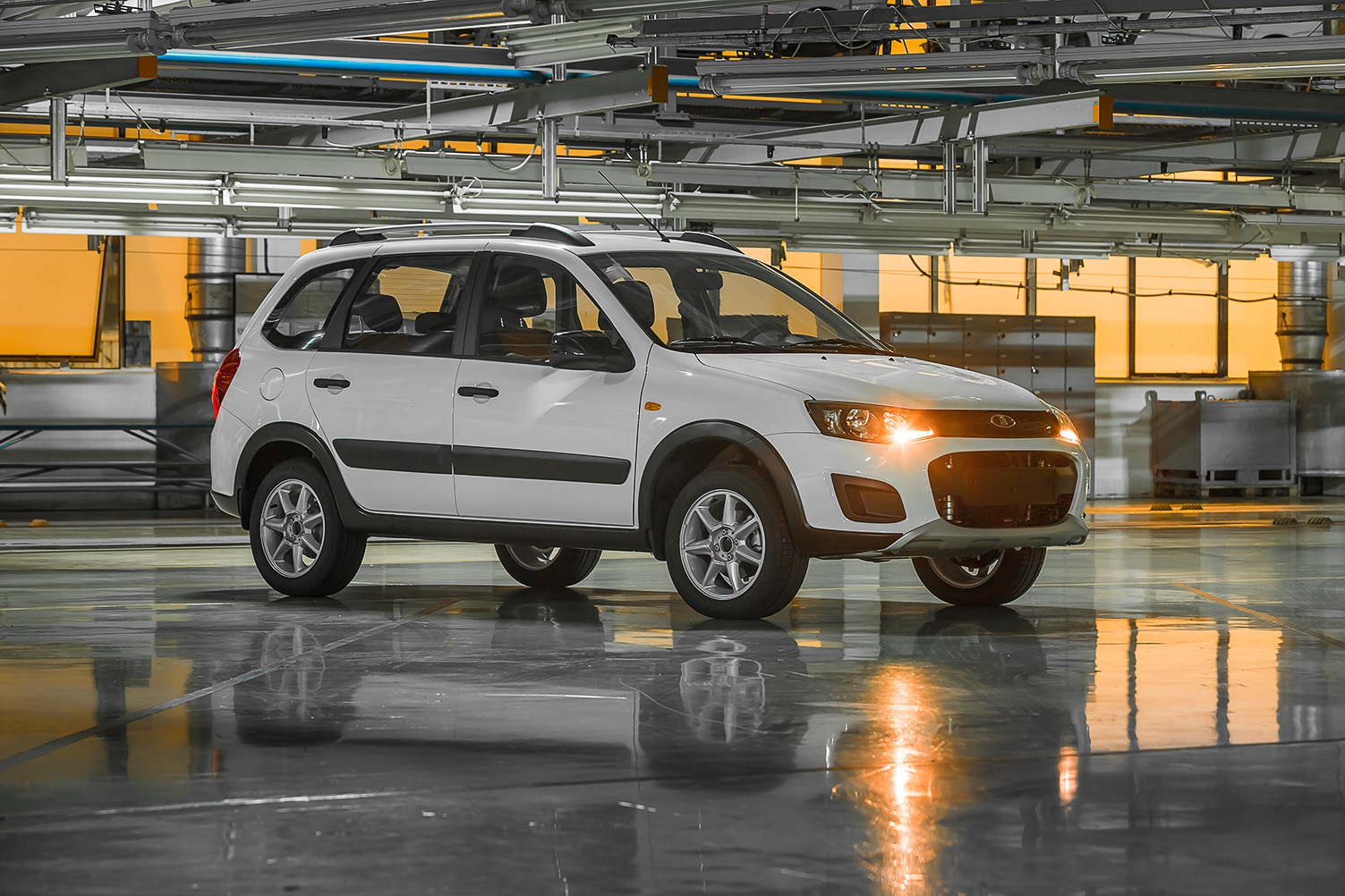 АвтоВАЗ изготовил предсерийную партию Lada Kalina Cross - КОЛЕСА.ру –  автомобильный журнал