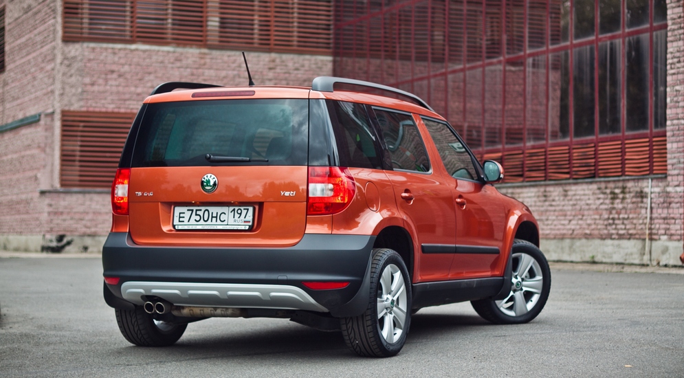 Краска шкода йети. Шкода Йети автомат. Задние стопы Skoda Yeti. Шкода етти расход.